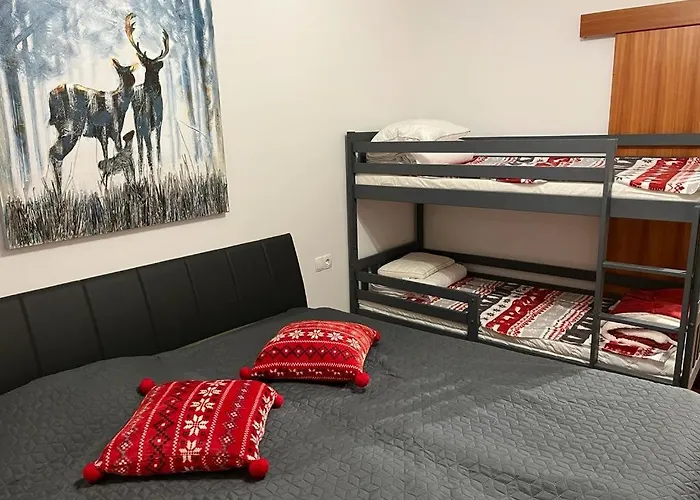 Family Laura Apartament